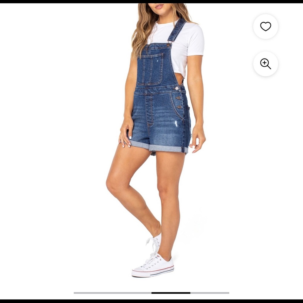 Brand new with tags shortall short overalls. No boundaries brand size medium